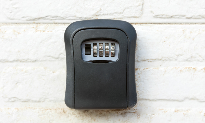 νεα_νομοθεσια_για_τα_airbnb_polikatikia